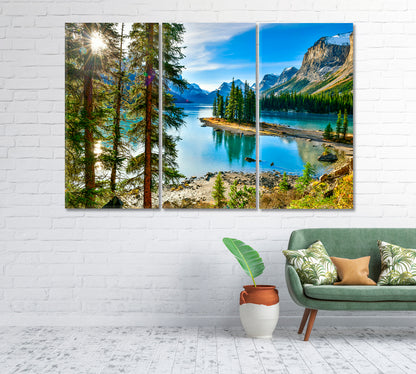 Maligne Lake in Jasper National Park Canada Canvas Print-Canvas Print-CetArt-1 Panel-24x16 inches-CetArt